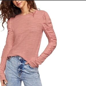 Free people Natasha long sleeve top S
EUC
Dusty rose 
Size s